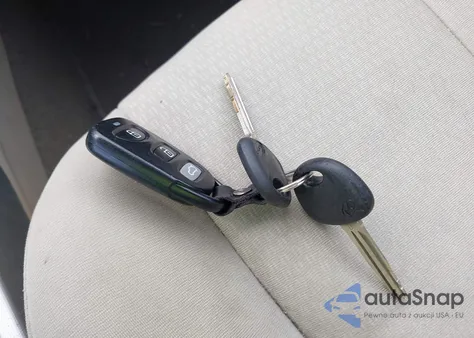 2008 Hyundai Elantra Gls/Se from USA, damaged, VIN KMHDU46DX8U556145